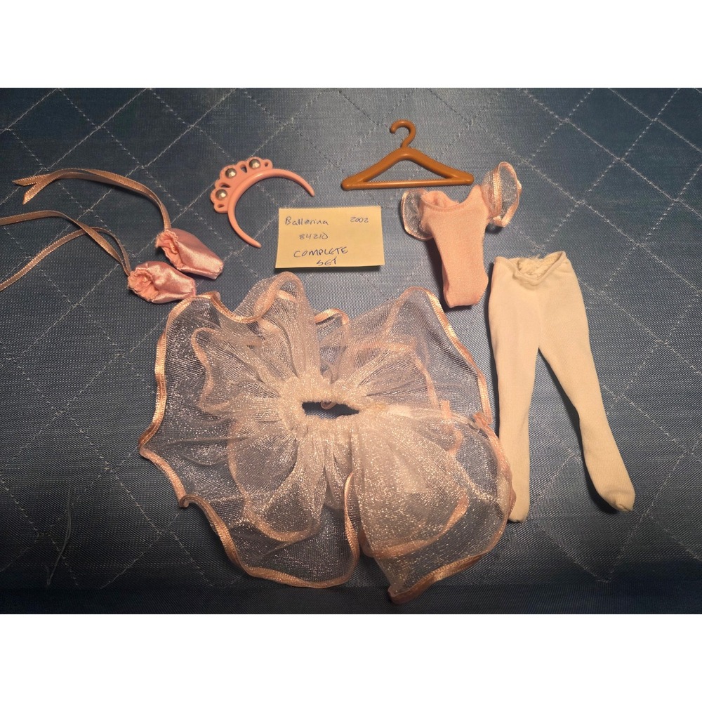 Madeline & Friends Ballerina 84210 Complete Set Pink Tutu Leotard 2002